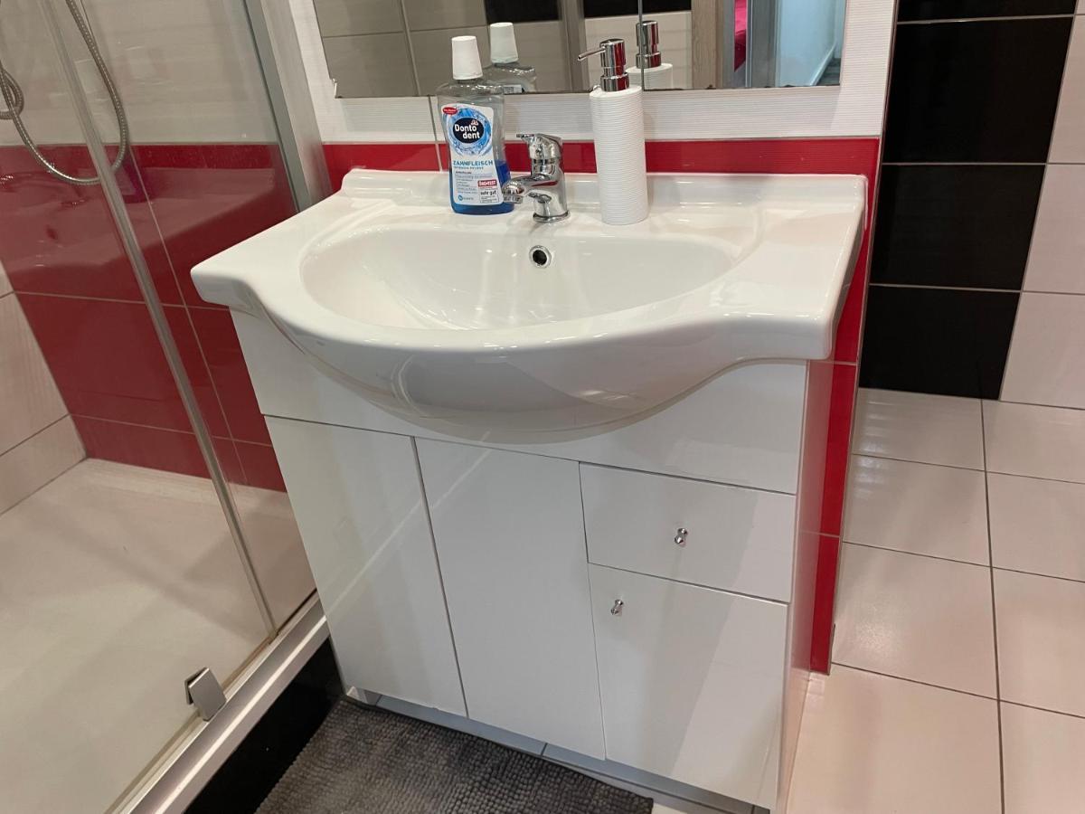 פראג Monfas Apartment Barrandov מראה חיצוני תמונה