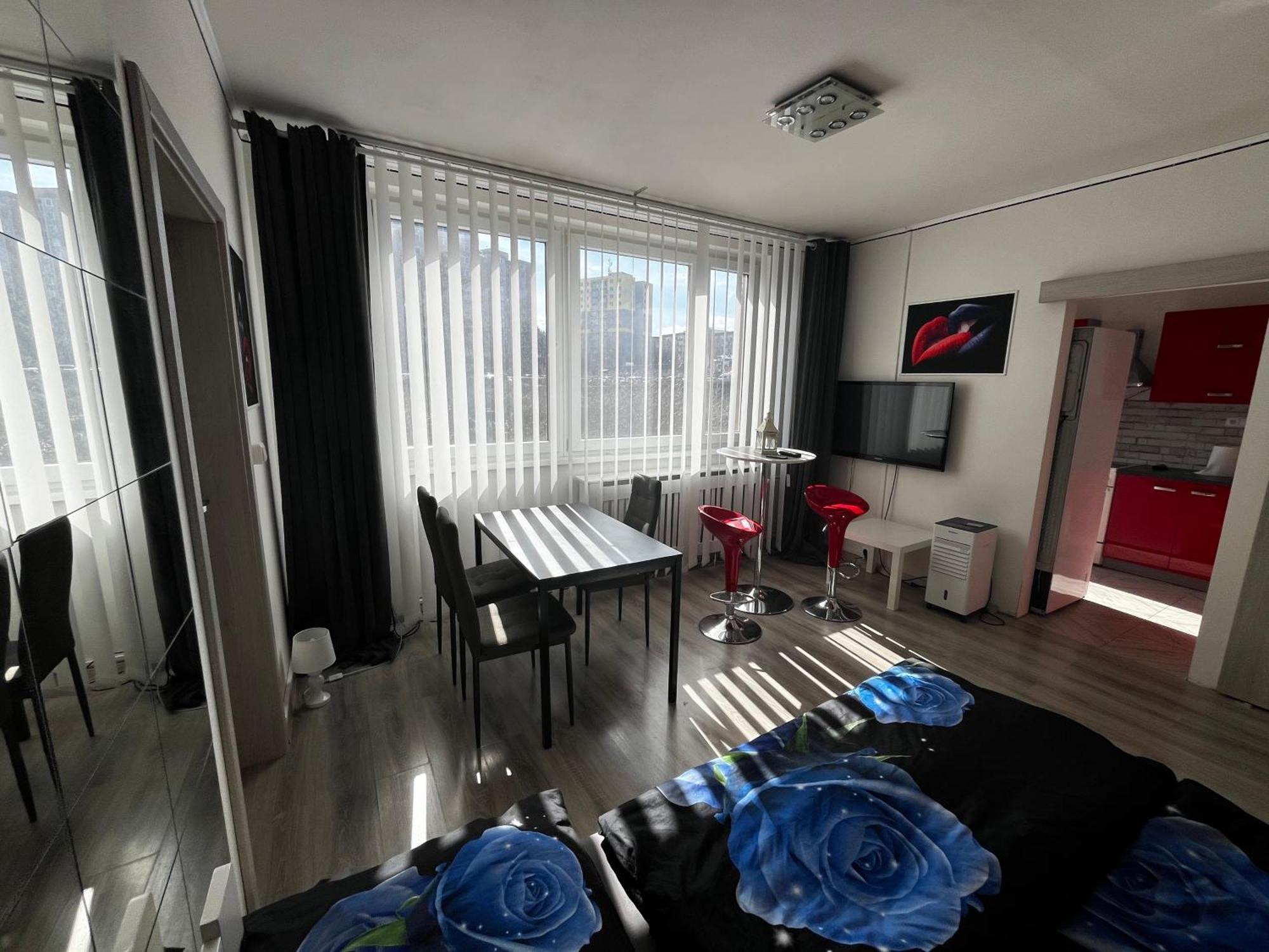 פראג Monfas Apartment Barrandov מראה חיצוני תמונה