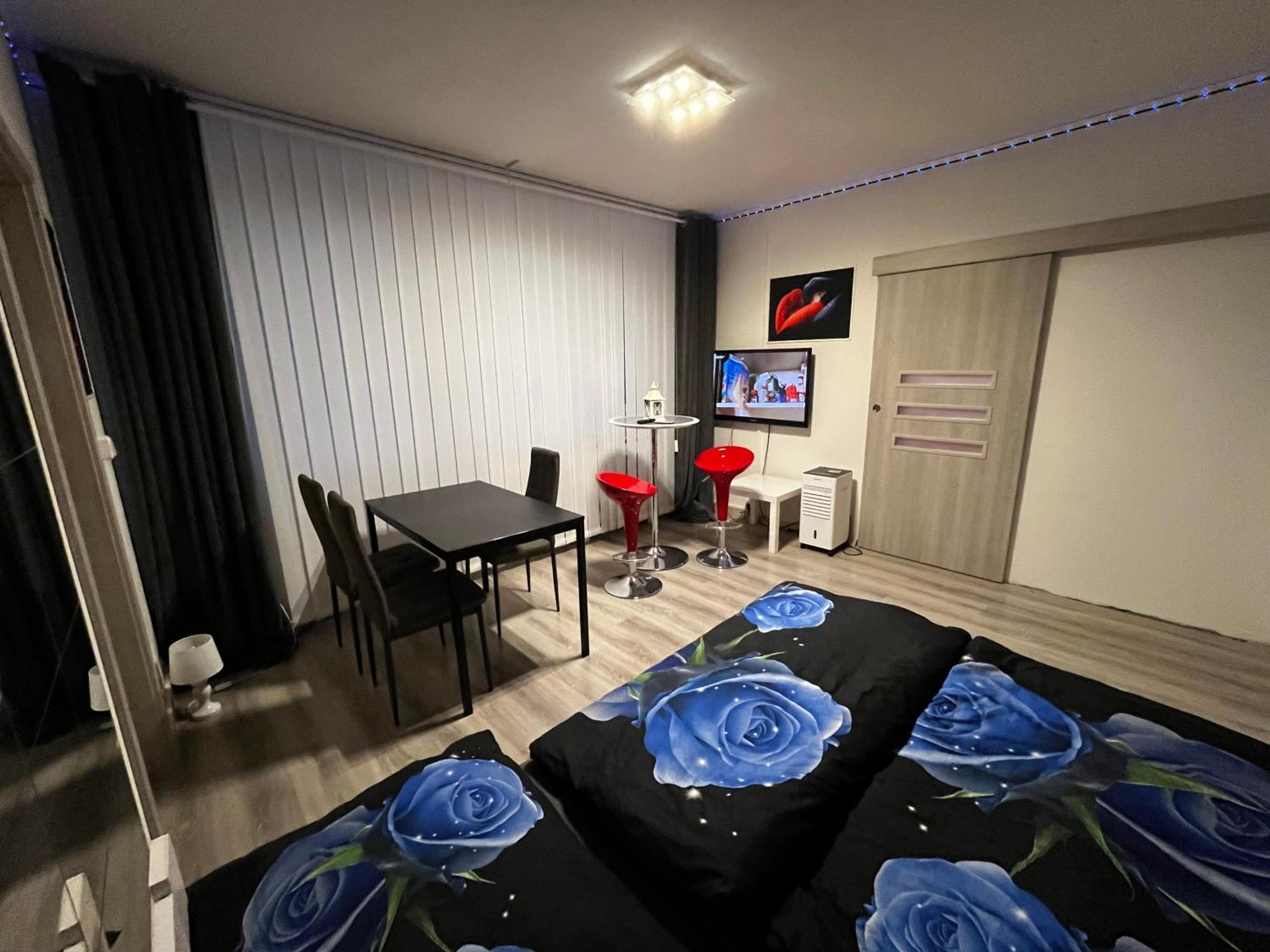 פראג Monfas Apartment Barrandov מראה חיצוני תמונה